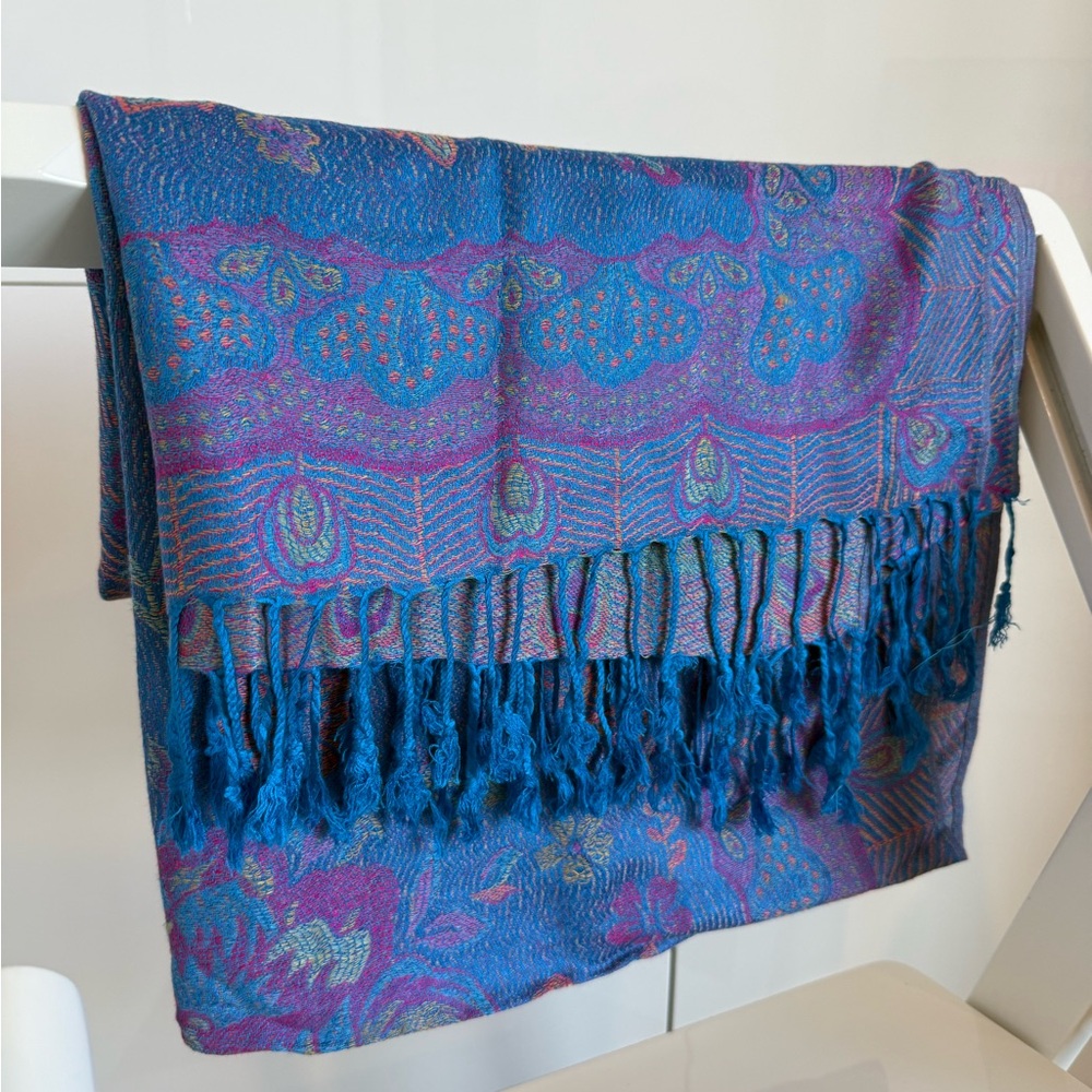 Pretty Blue Floral Soft Scarf
